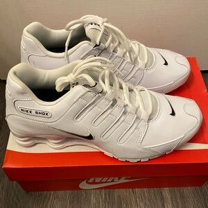 White Nike Shox size 9